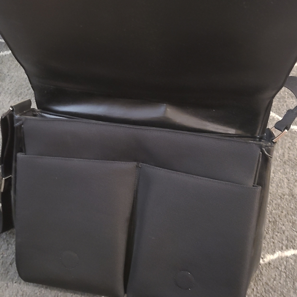 Shoulder bag